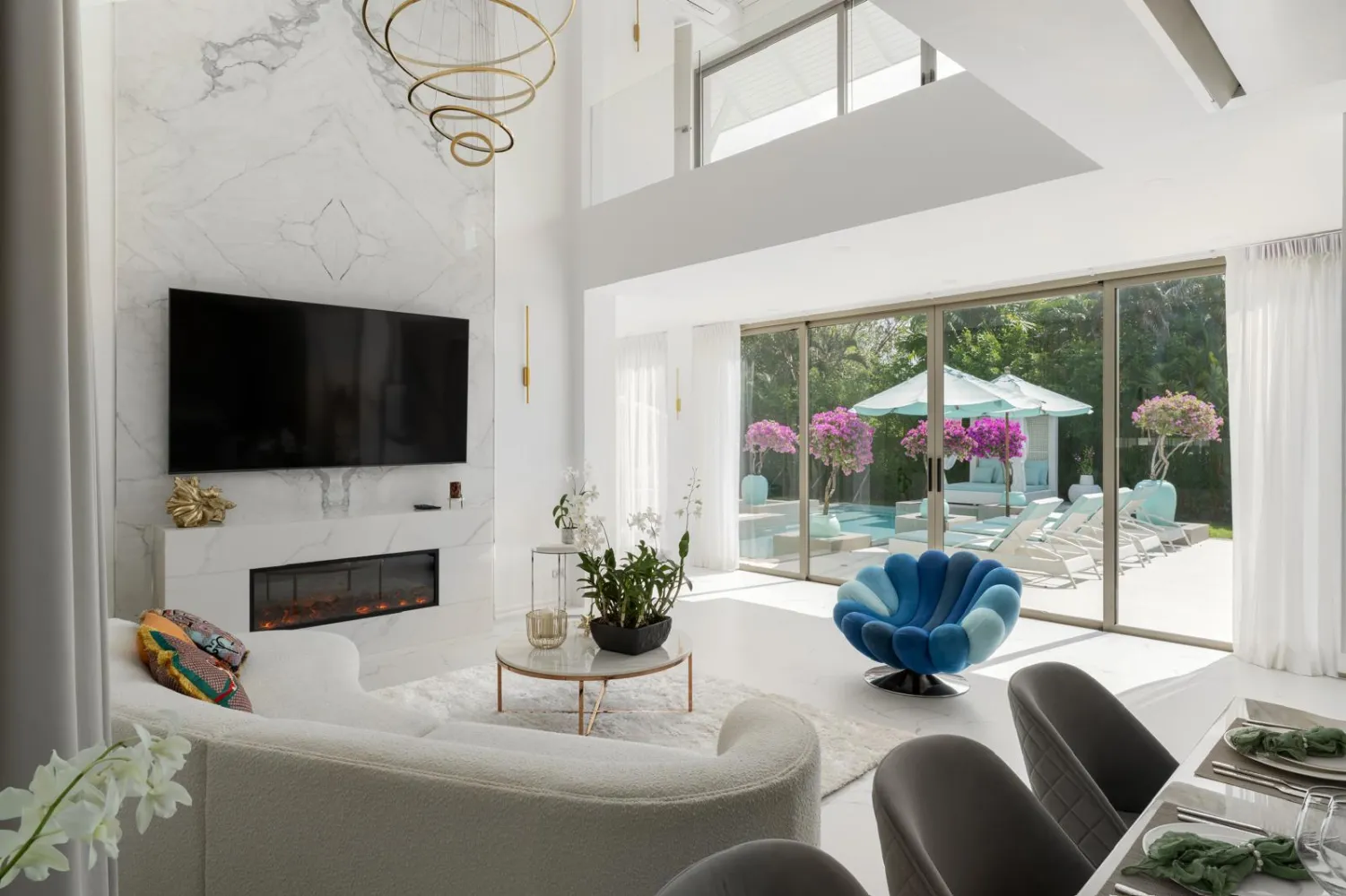 Property image - full photo 4