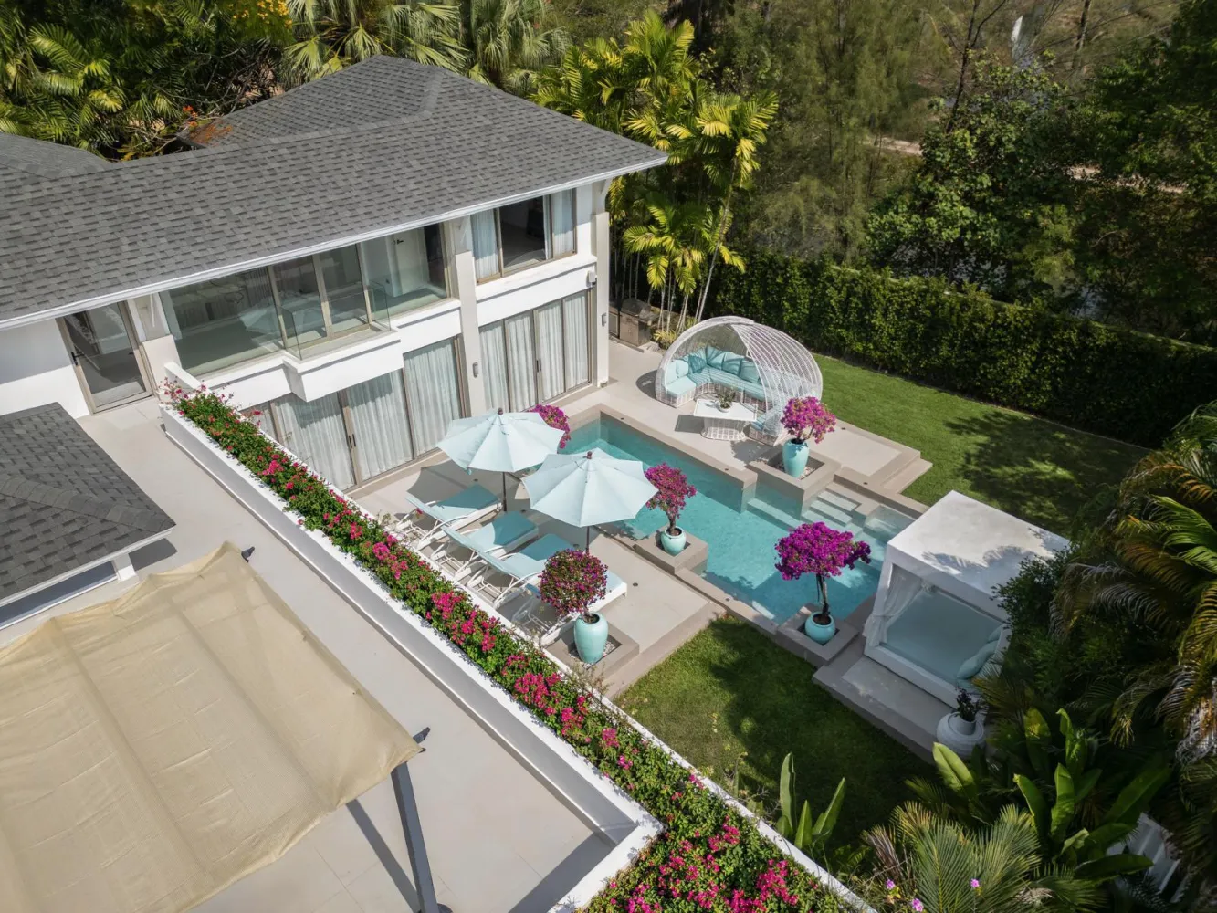 Property image - full photo 38