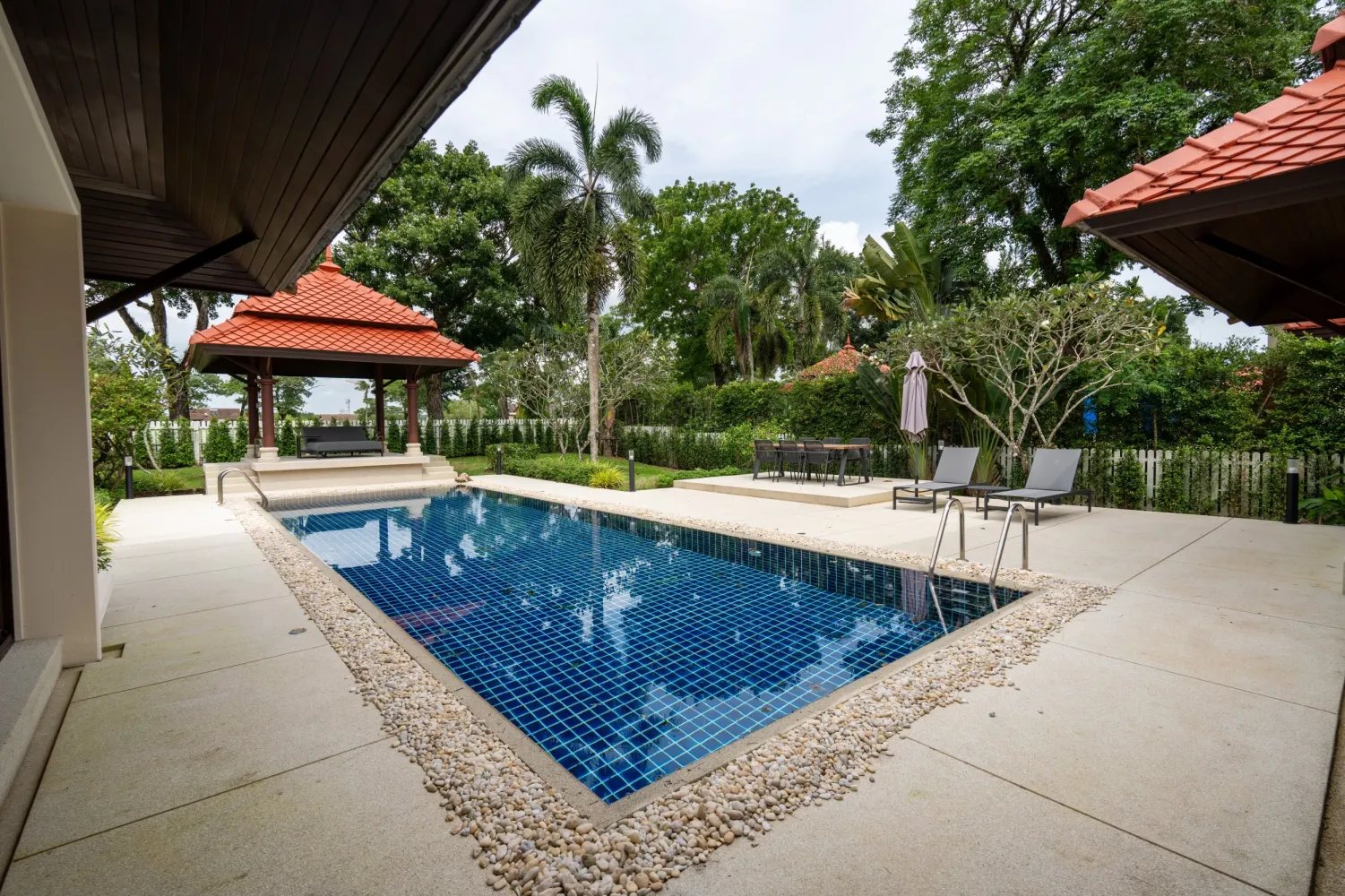 Property image - full photo 40