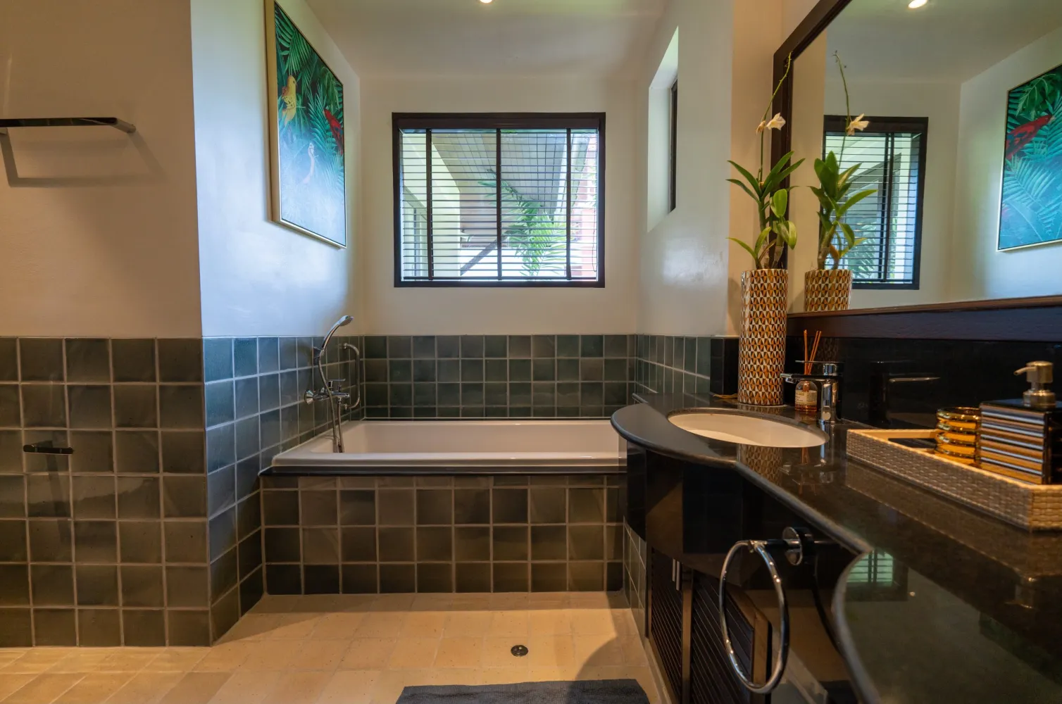 Property image - full photo 21