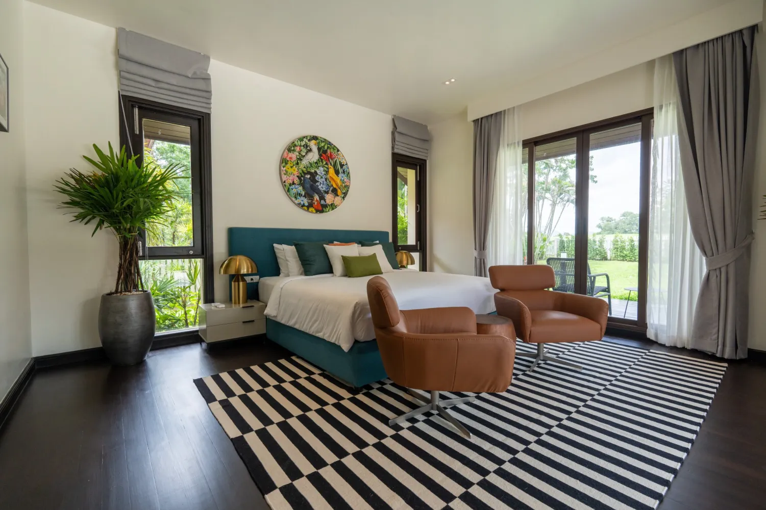 Property image - full photo 18