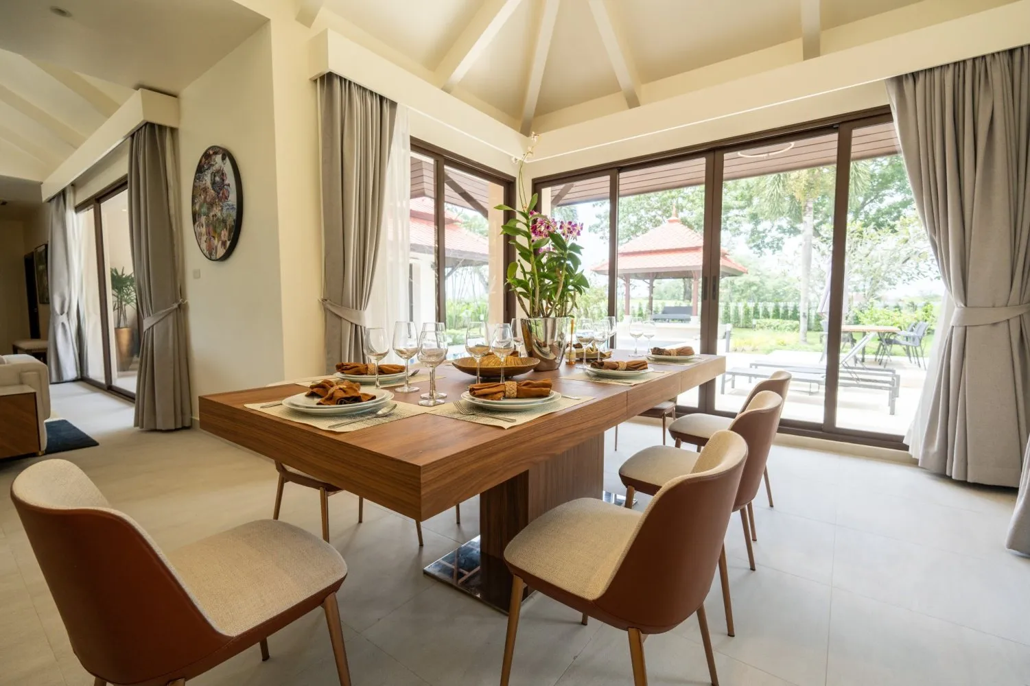 Property image - full photo 3