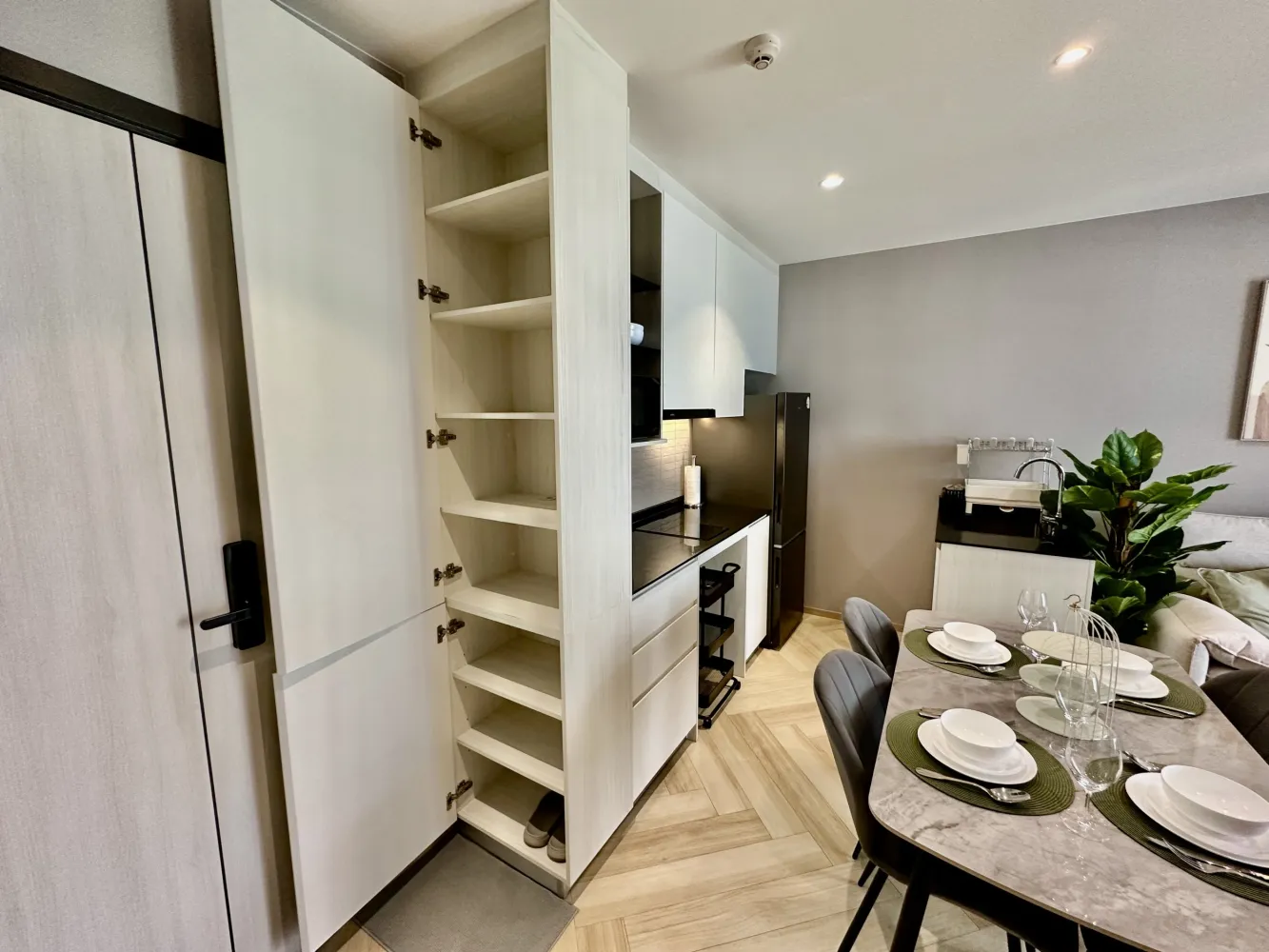 Property image - full photo 39