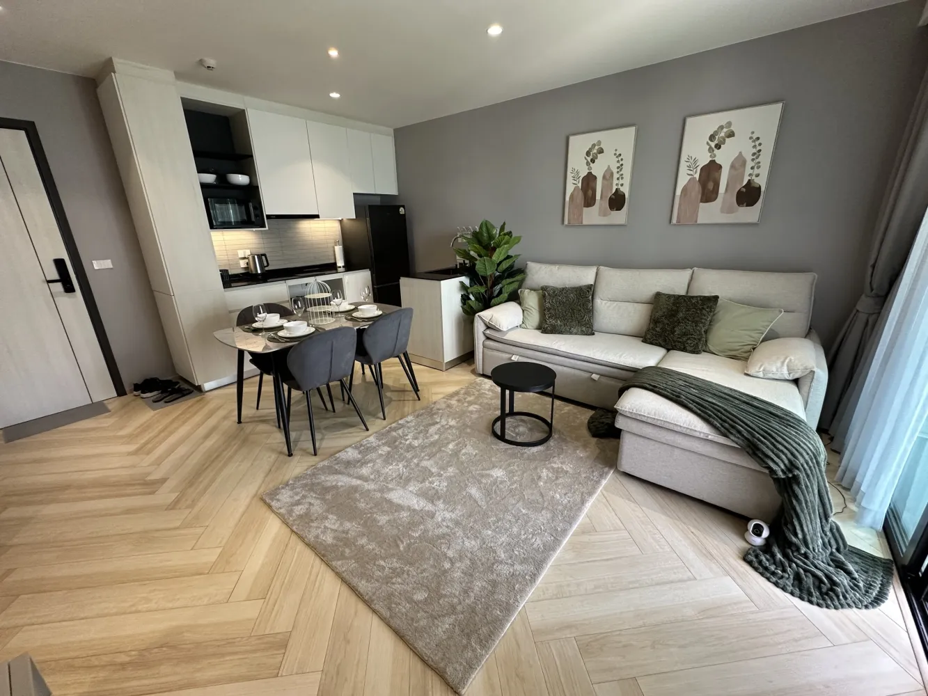 Property image - full photo 11