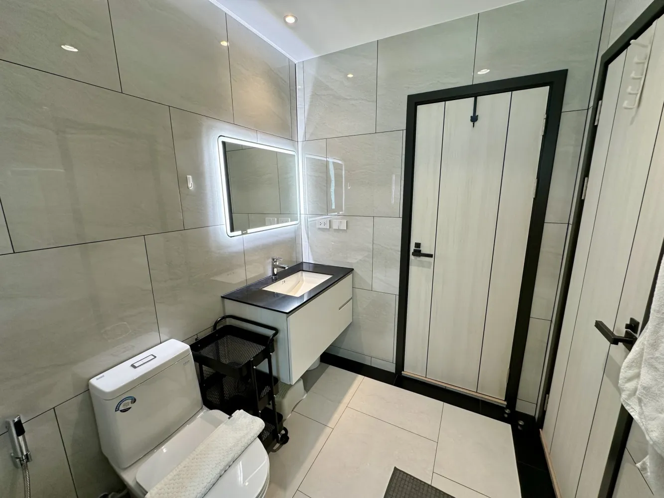 Property image - full photo 40