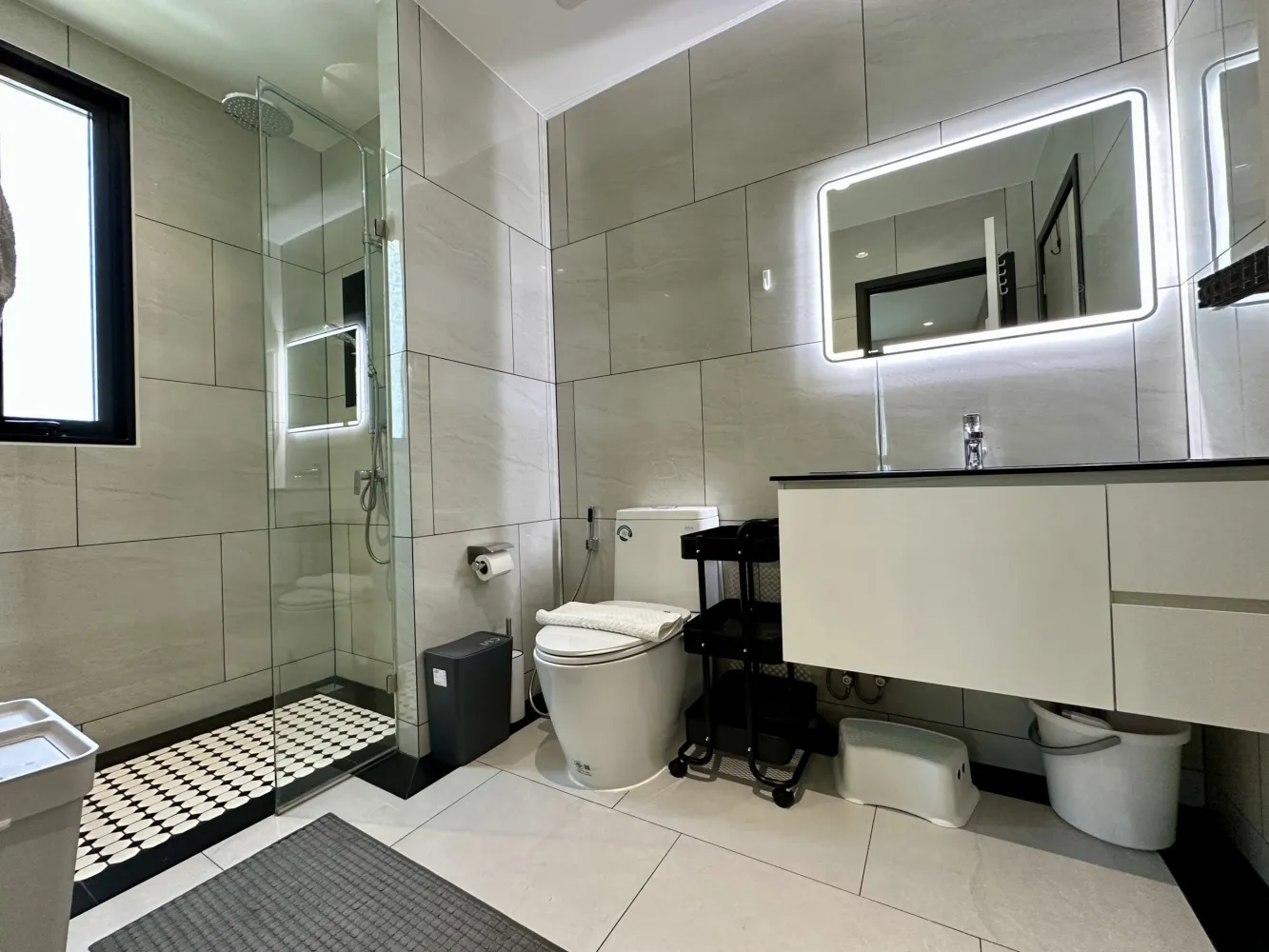 Property image - full photo 42