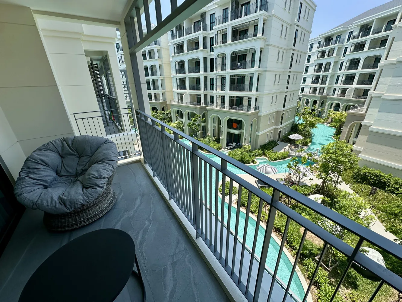 Property image - full photo 4