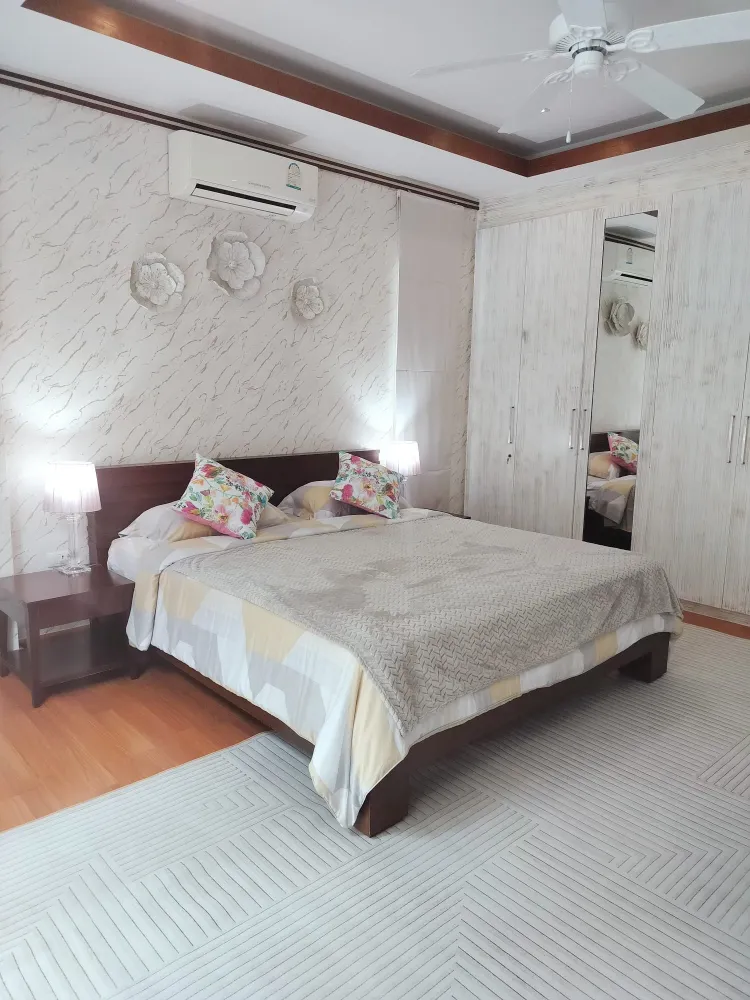 Property image - full photo 6