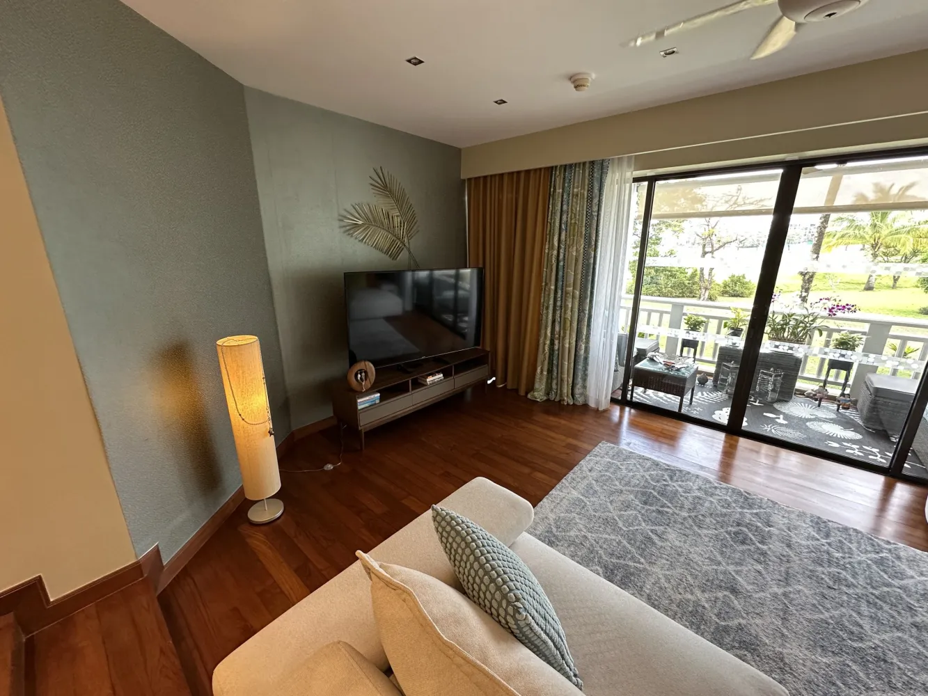 Property image - full photo 10