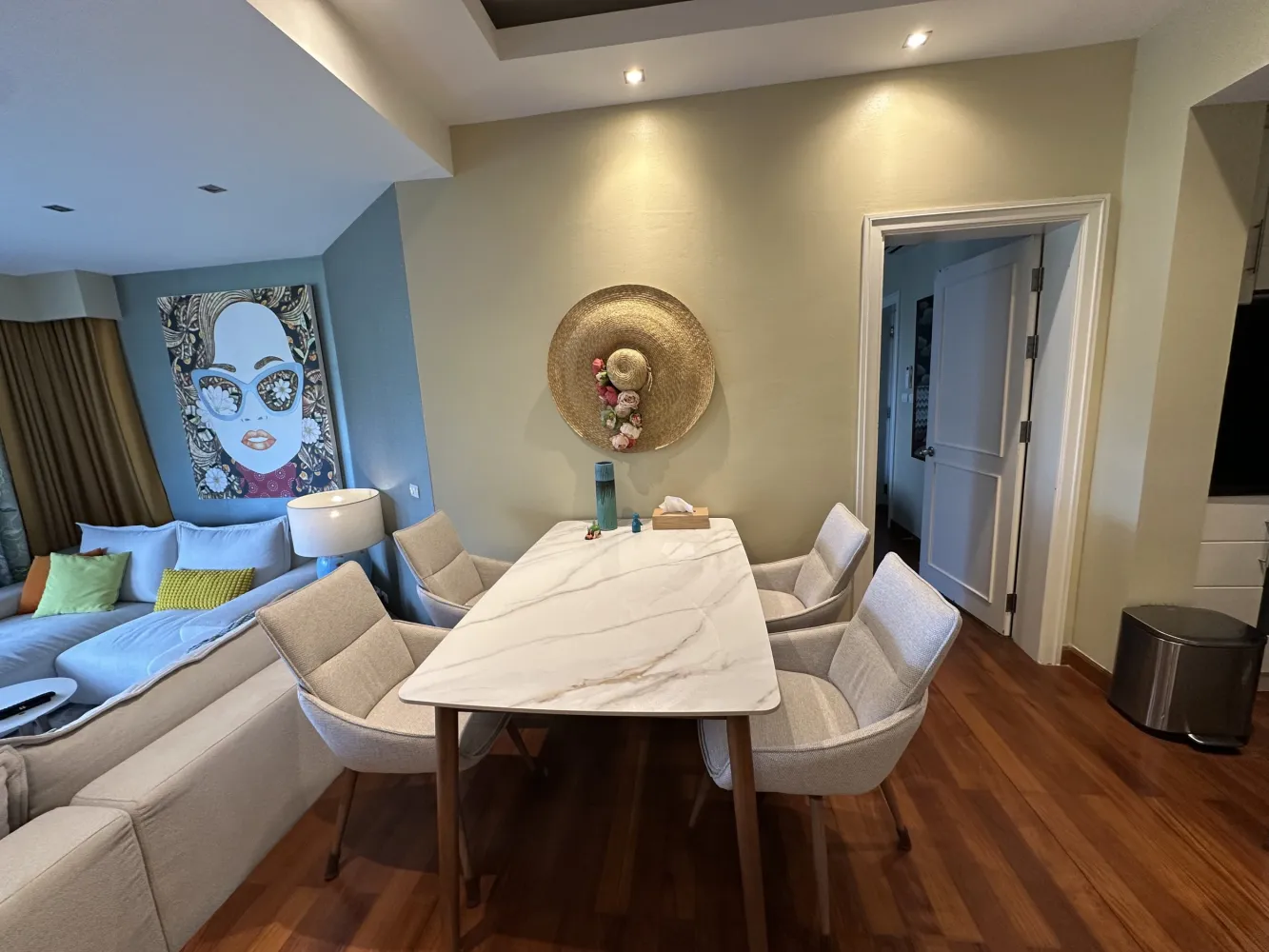 Property image - full photo 3