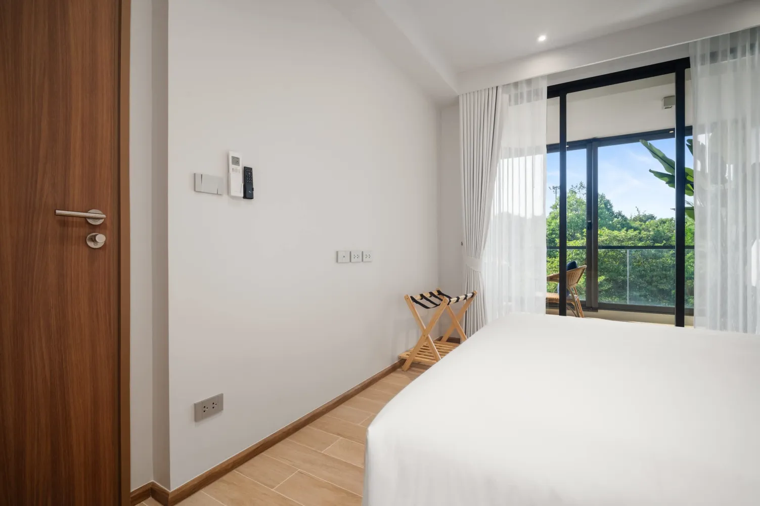 Property image - full photo 14