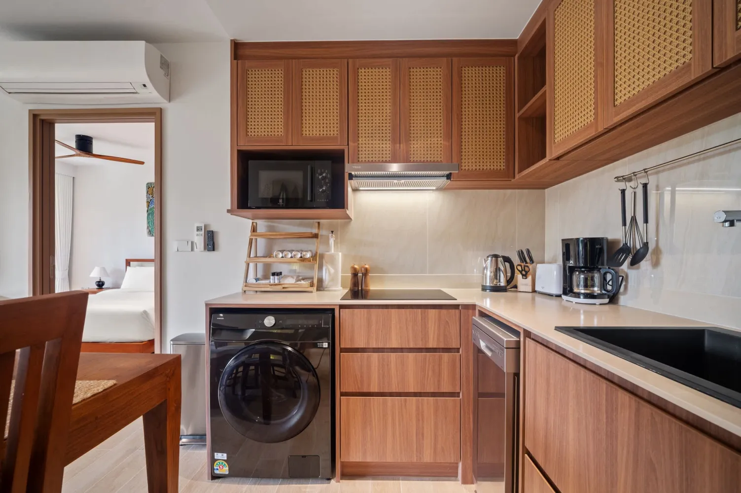Property image - full photo 9
