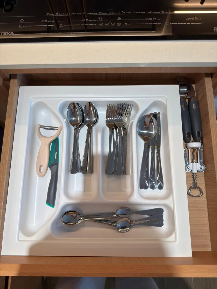 Property image - full photo 13