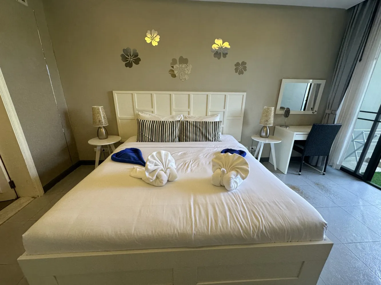 Property image - full photo 21