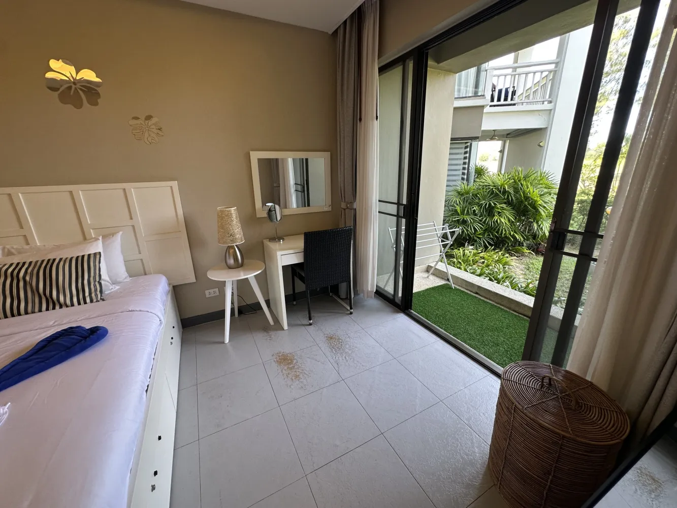 Property image - full photo 28