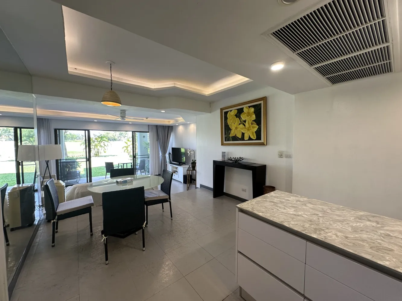 Property image - full photo 16