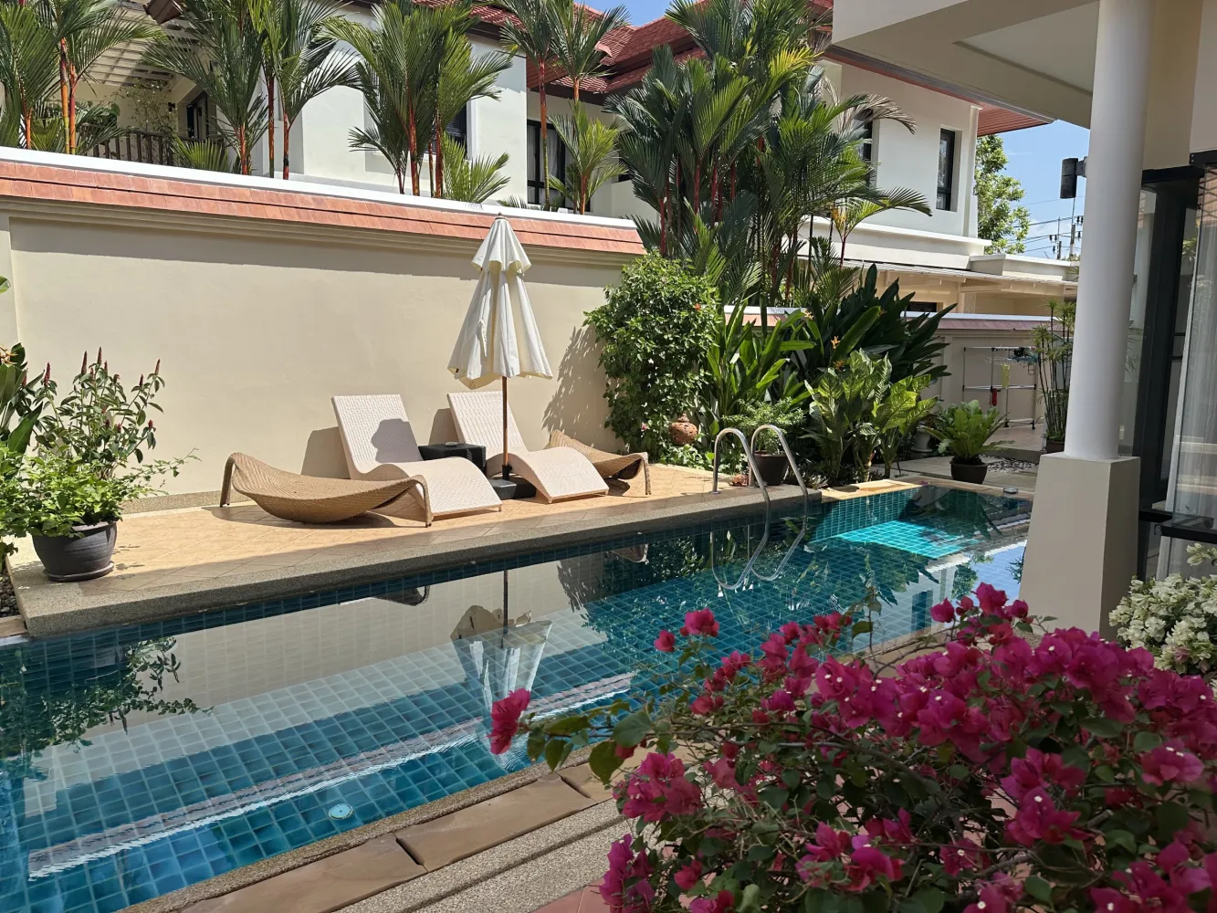 Property image - full photo 1