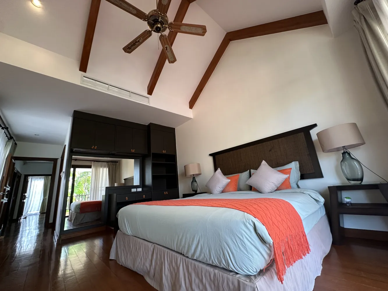 Property image - full photo 17
