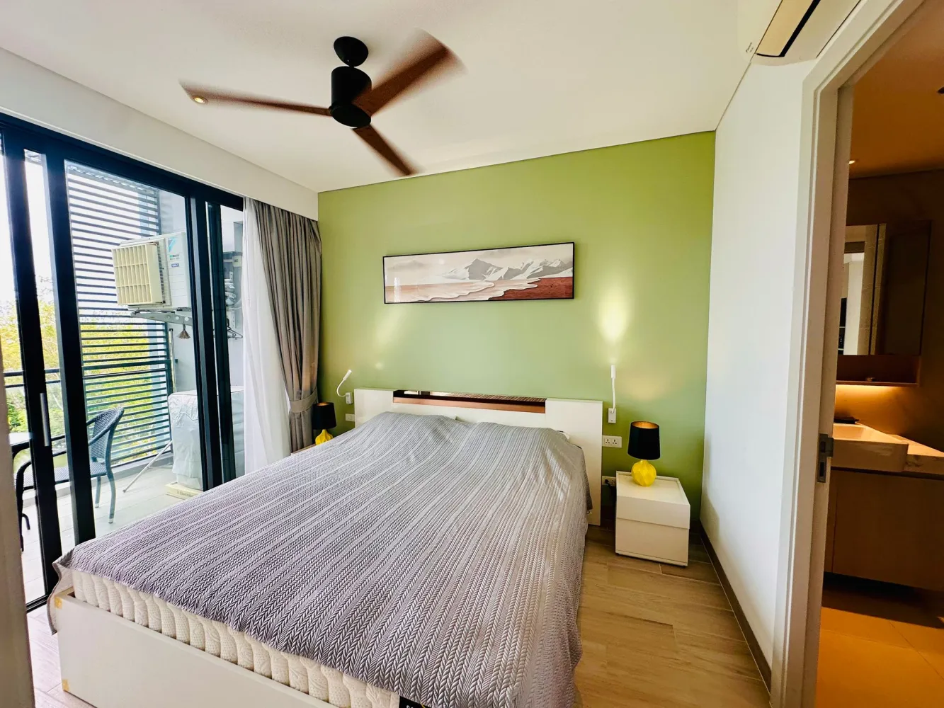 Property image - full photo 7