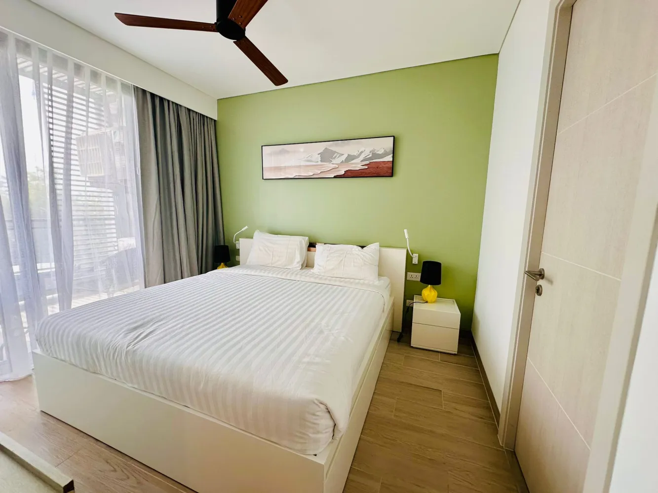 Property image - full photo 5