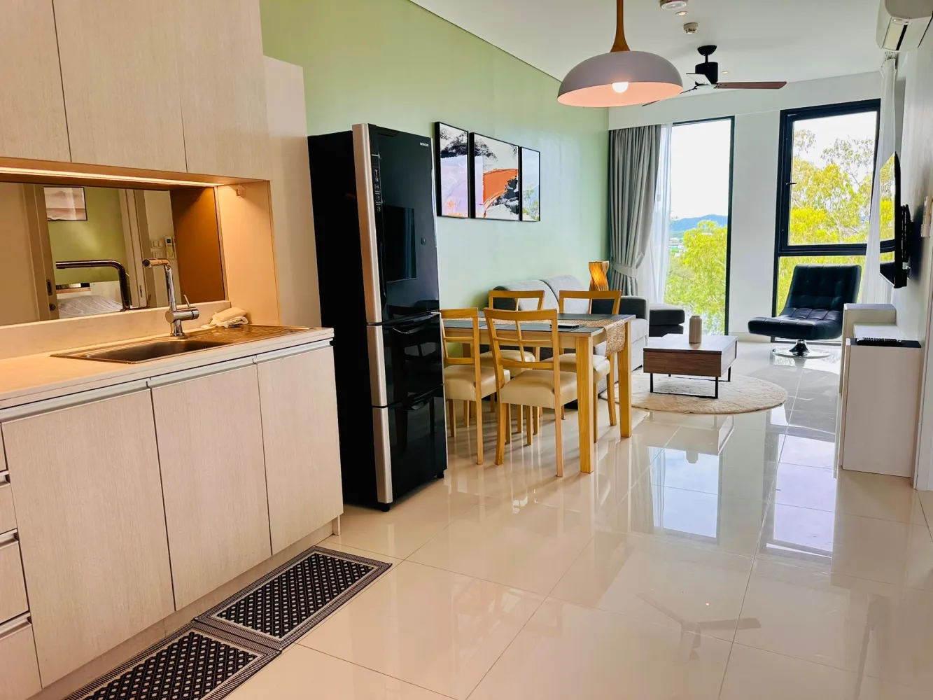 Property image - full photo 10