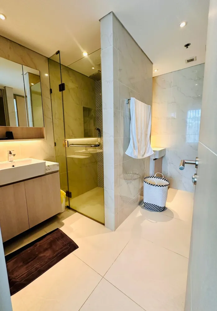 Property image - full photo 14