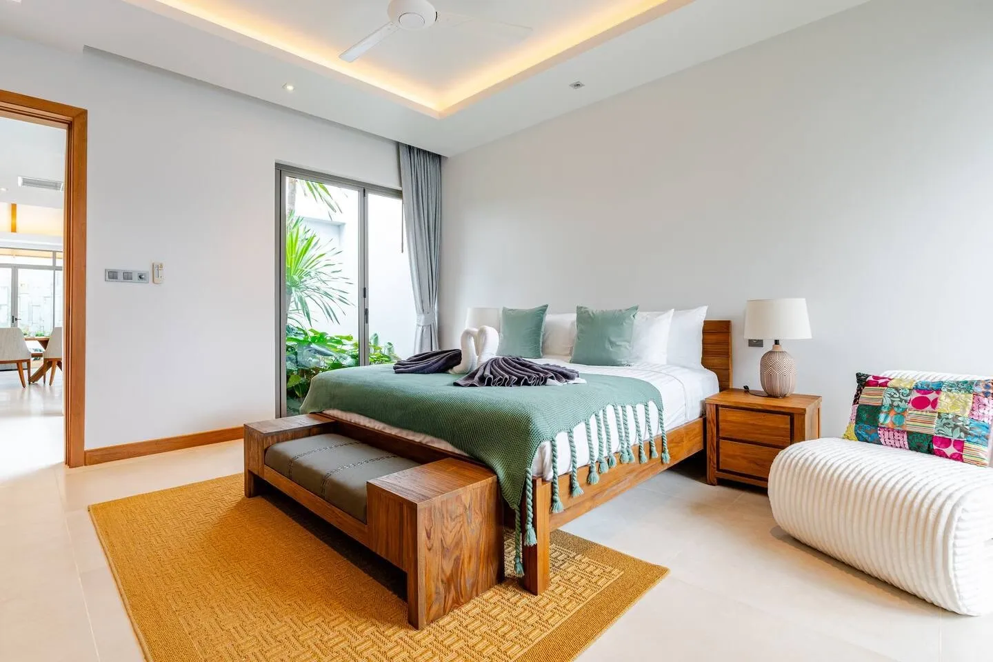Property image - full photo 10