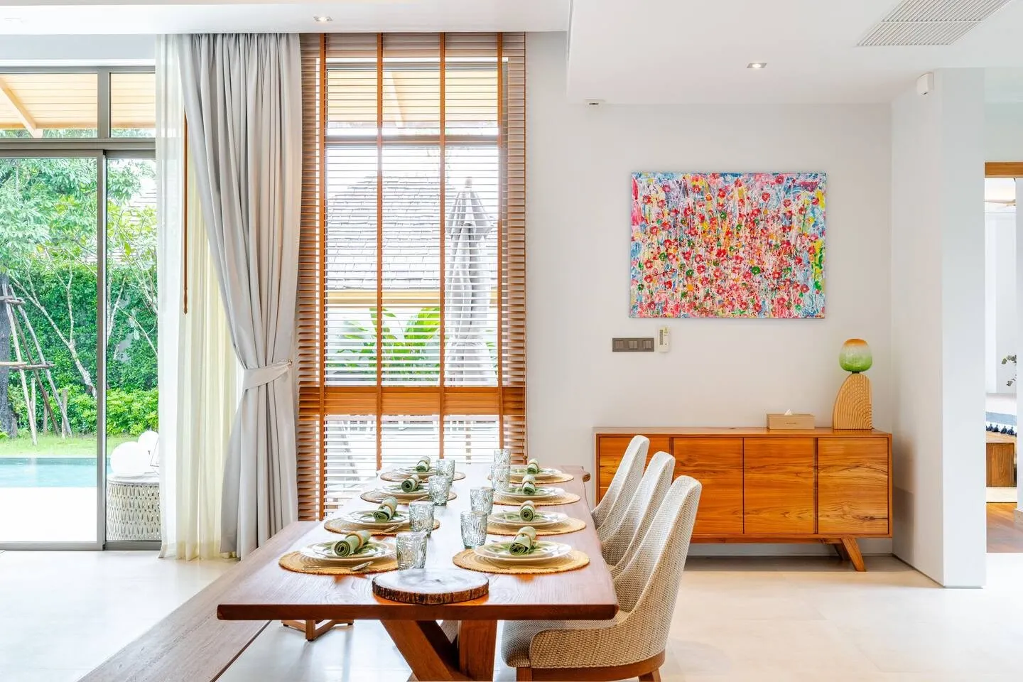 Property image - full photo 5