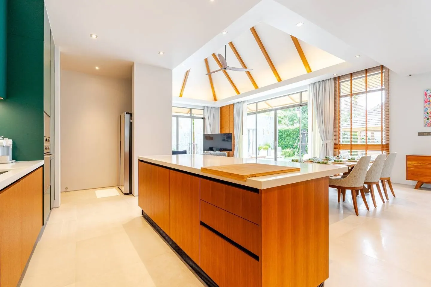 Property image - full photo 6