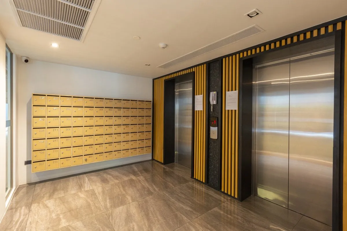 Property image - full photo 43