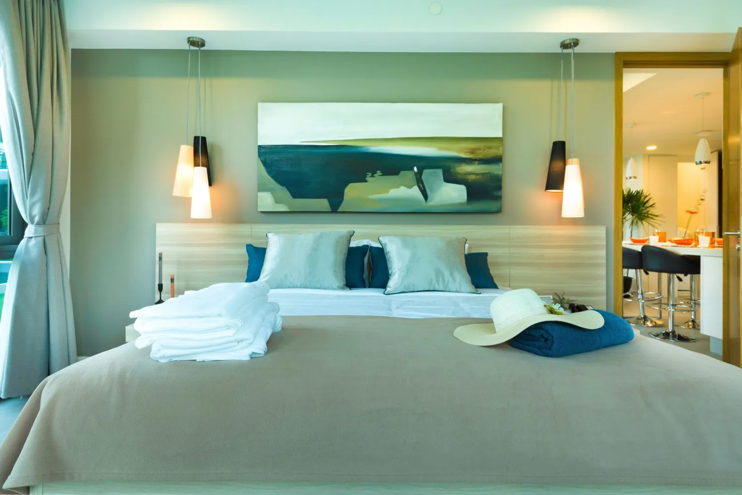 Property image - full photo 14