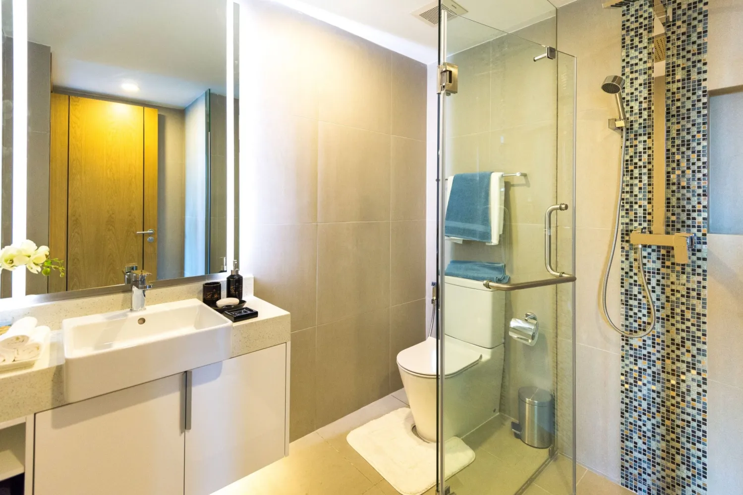 Property image - full photo 19