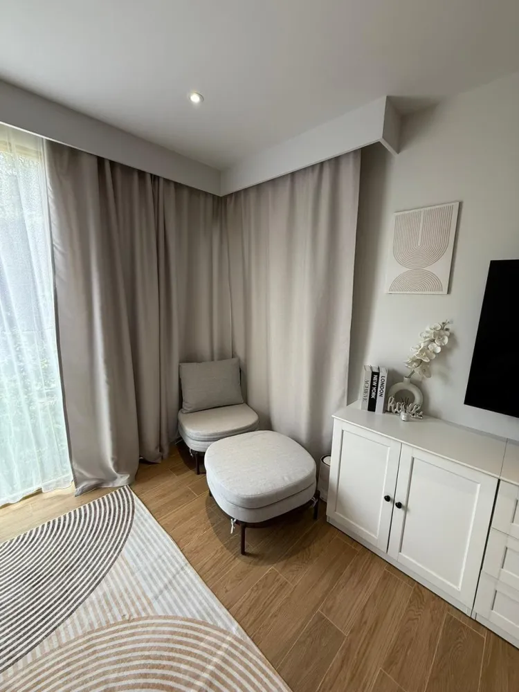 Property image - full photo 6