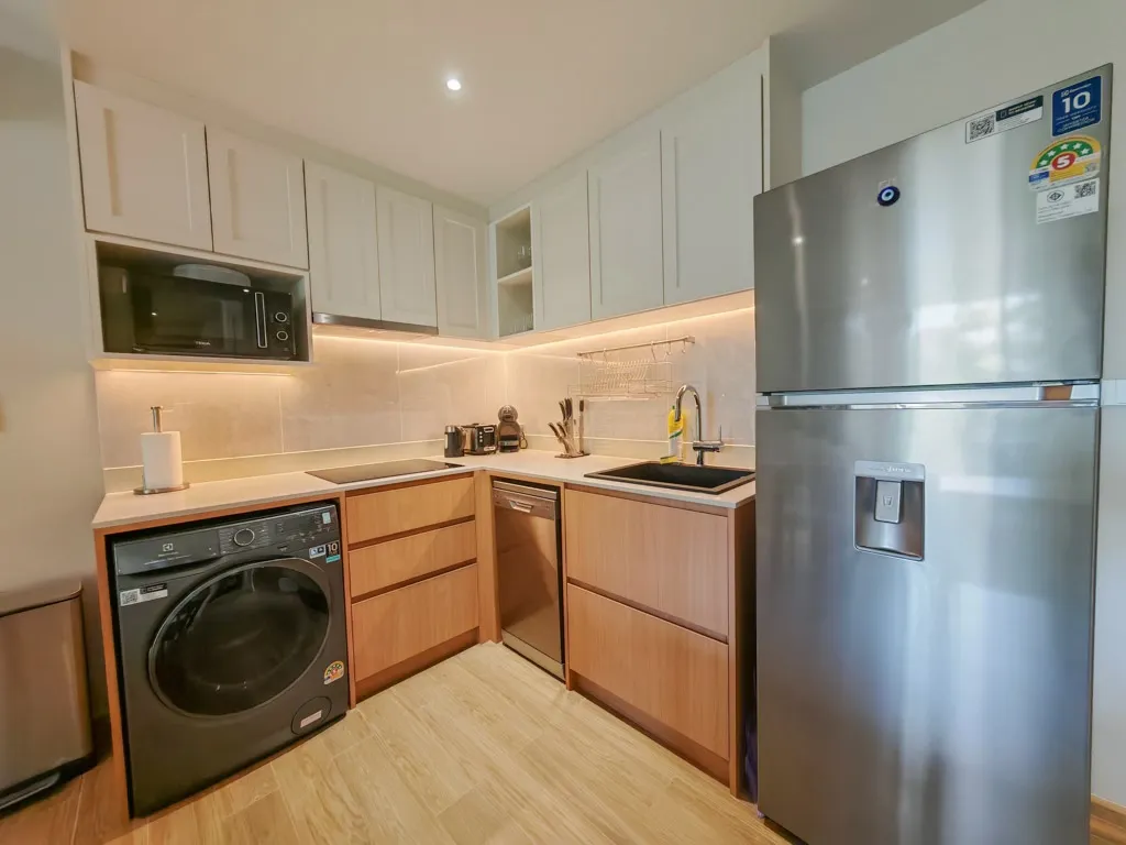 Property image - full photo 6