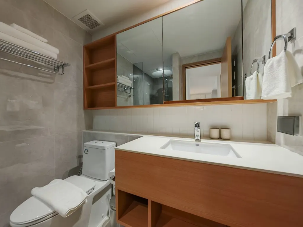 Property image - full photo 8