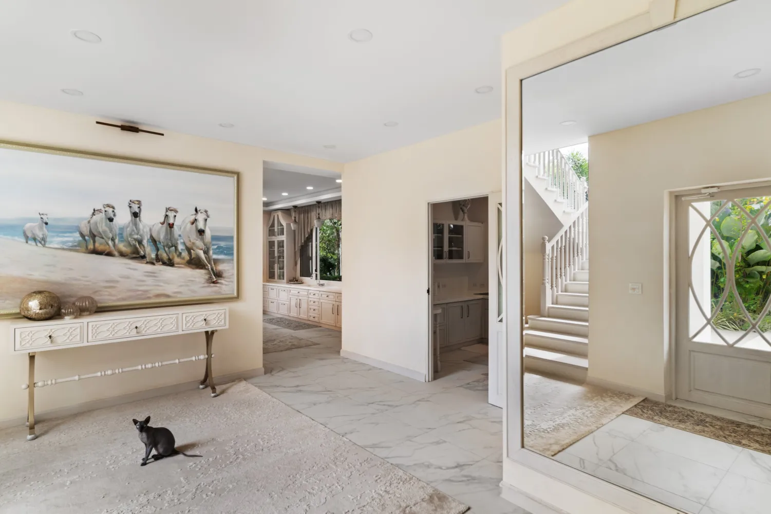 Property image - full photo 17