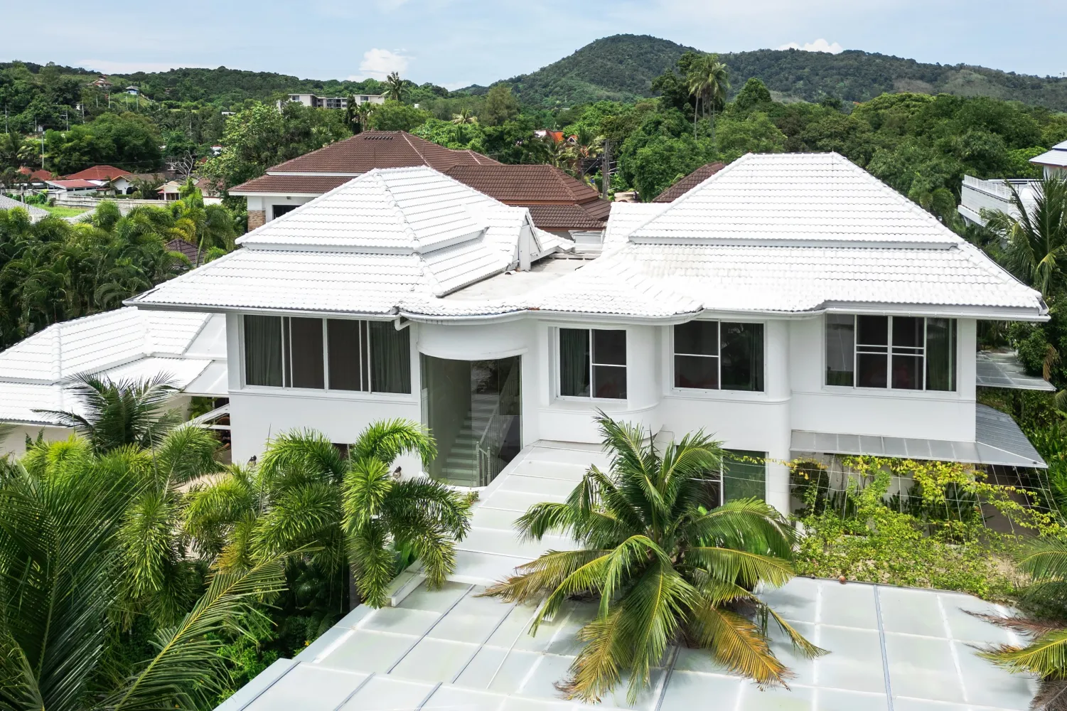 Property image - full photo 54