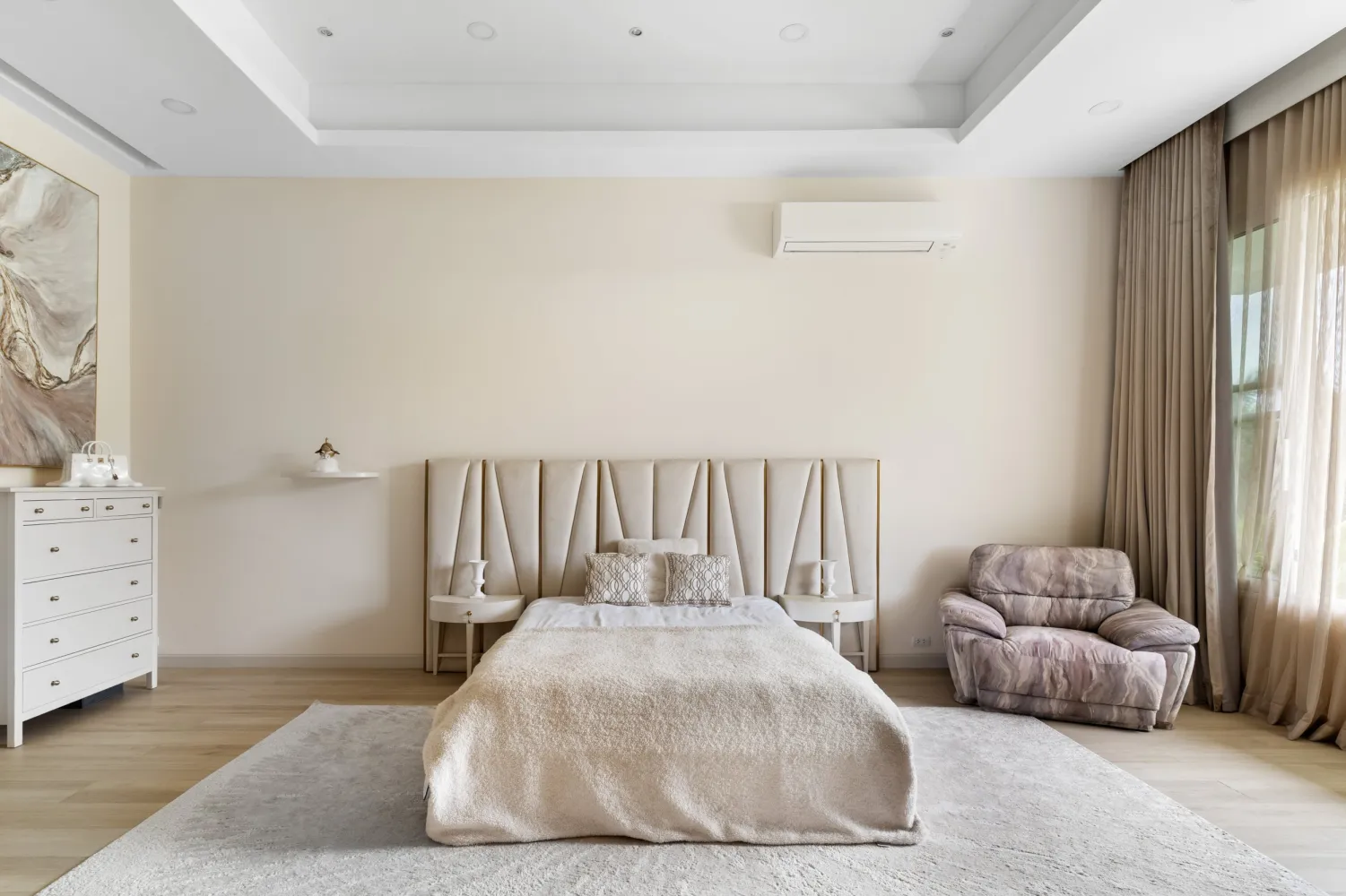 Property image - full photo 16