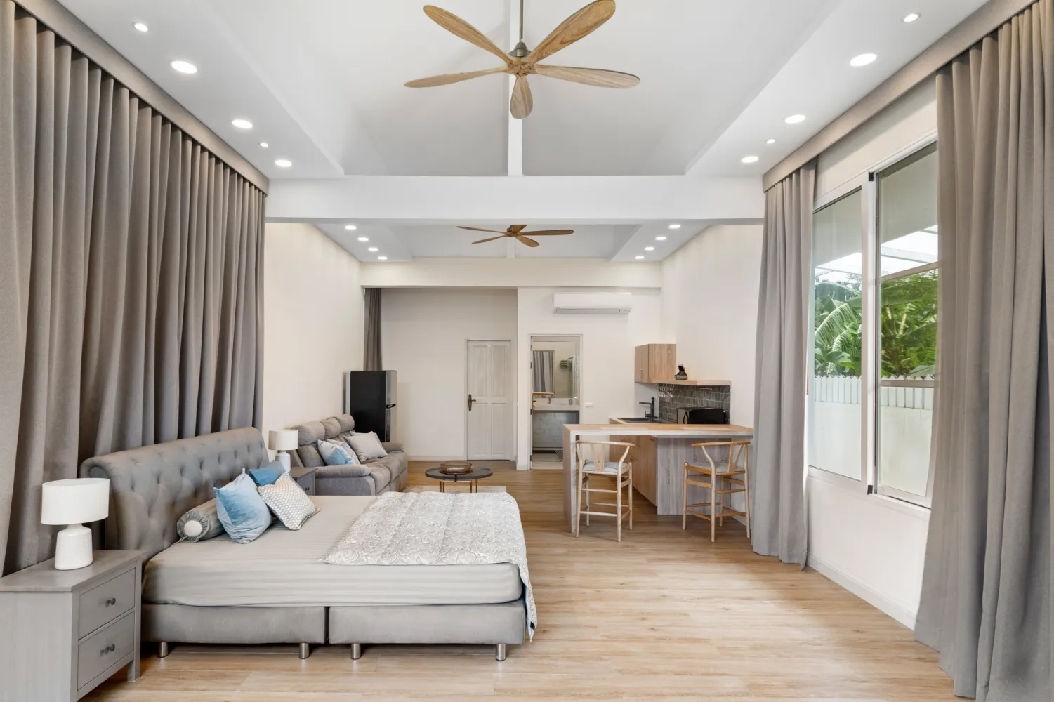 Property image - full photo 22