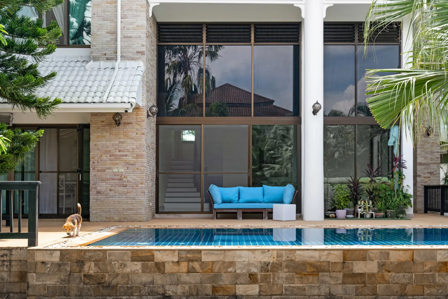 Property image - full photo 8