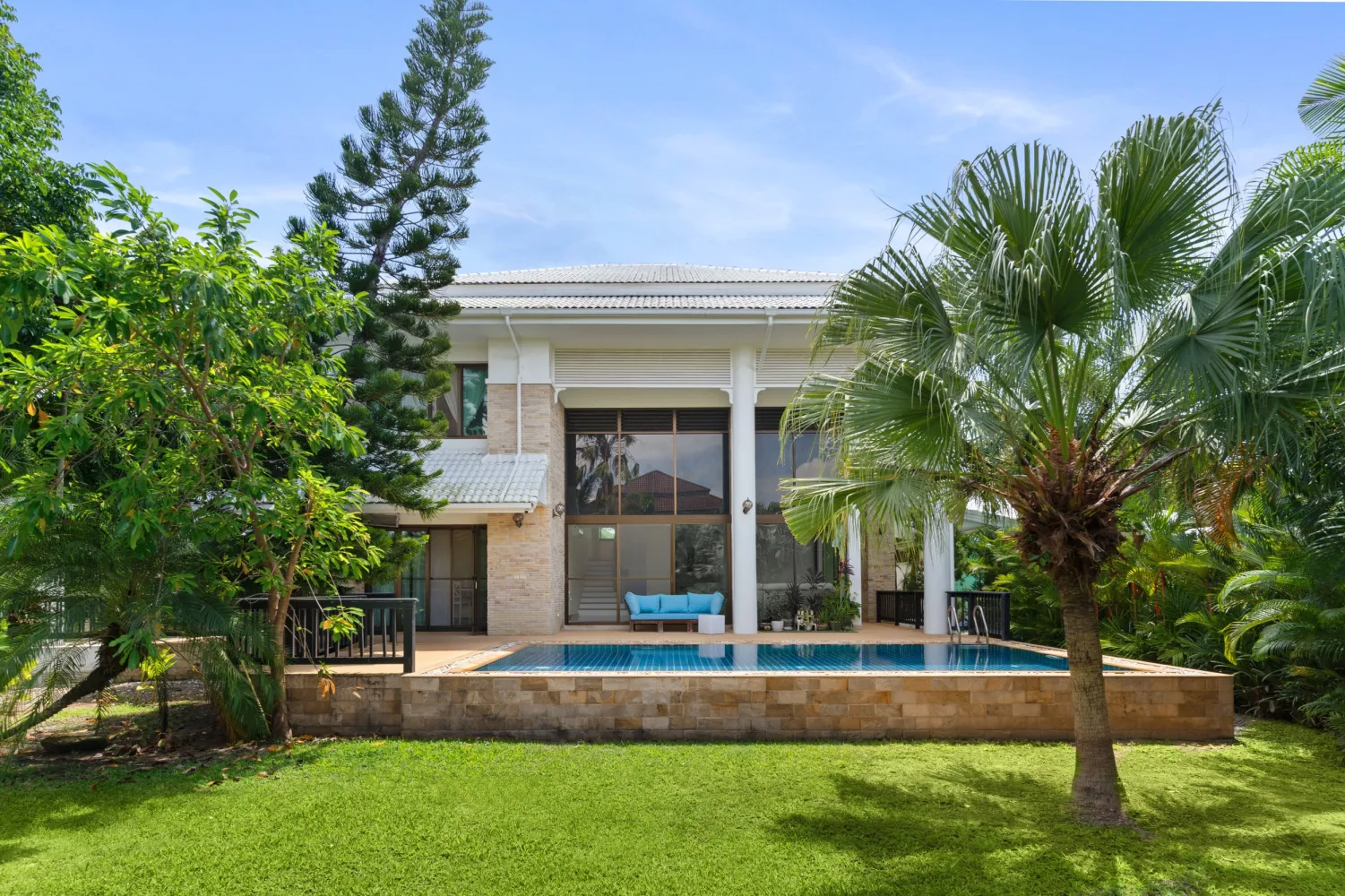 Property image - full photo 27