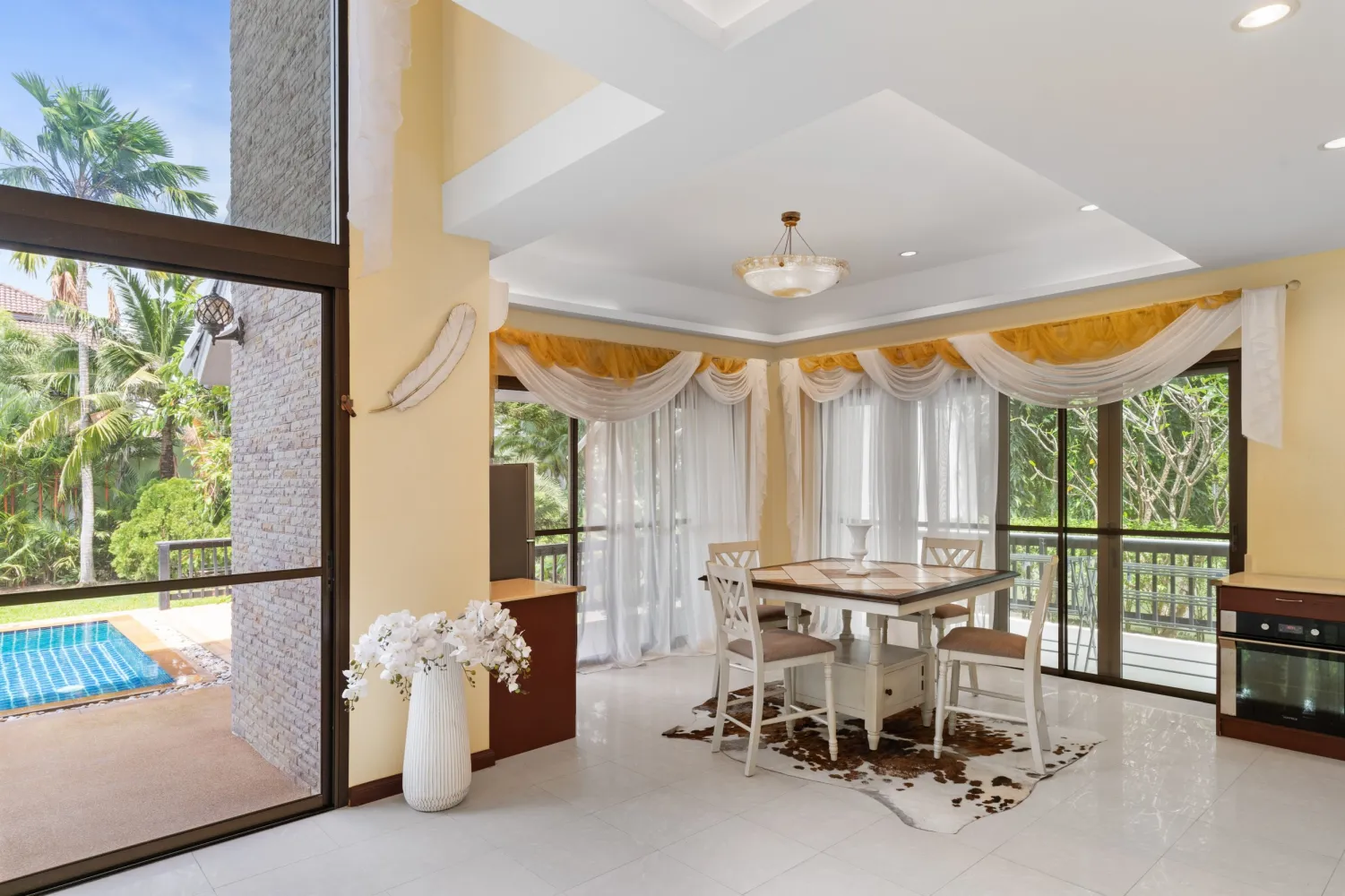 Property image - full photo 29