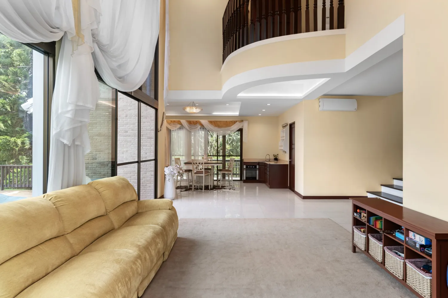 Property image - full photo 12