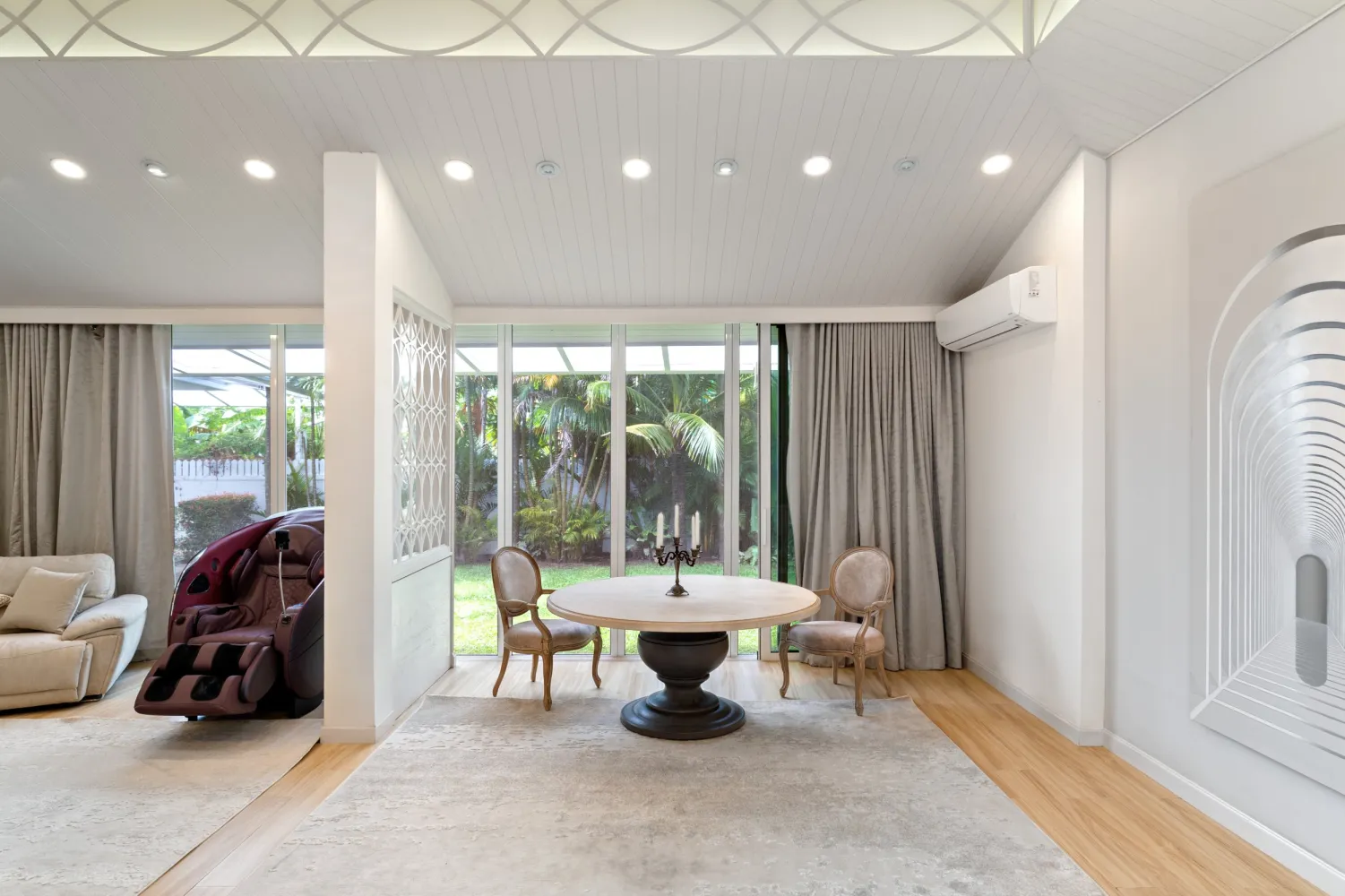 Property image - full photo 40