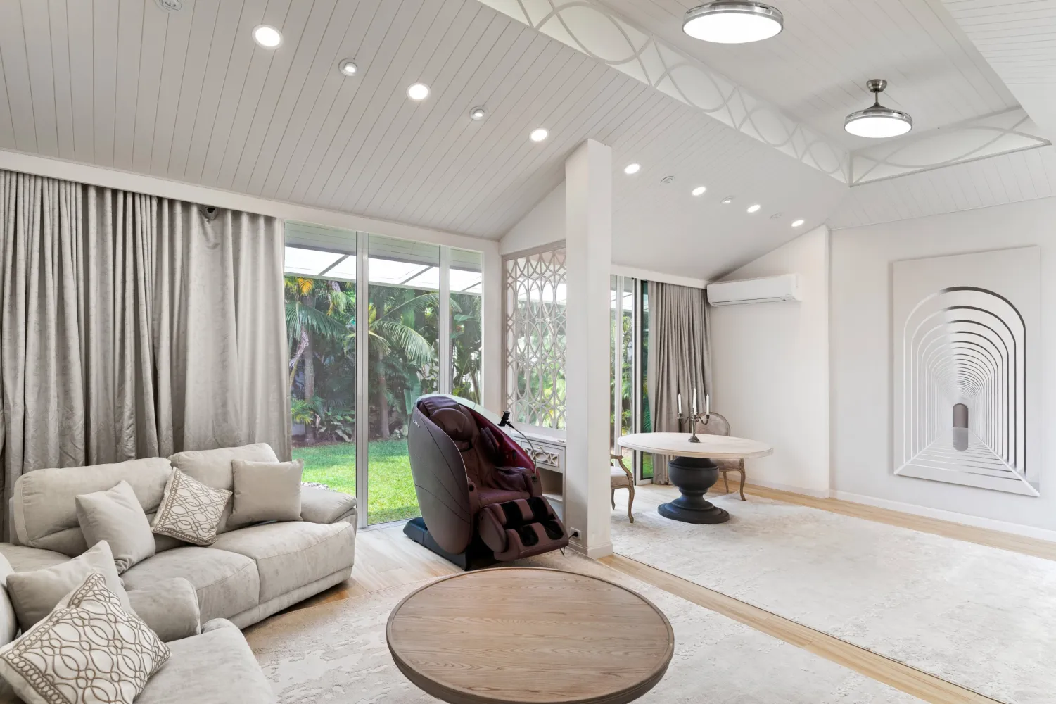 Property image - full photo 42