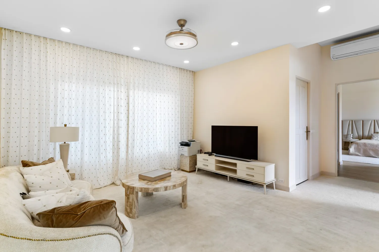 Property image - full photo 47