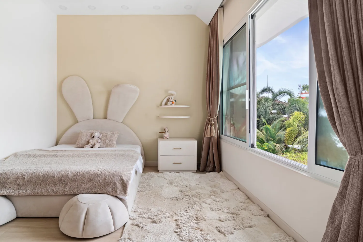 Property image - full photo 48