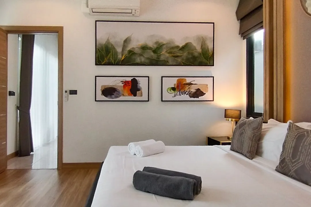 Property image - full photo 8