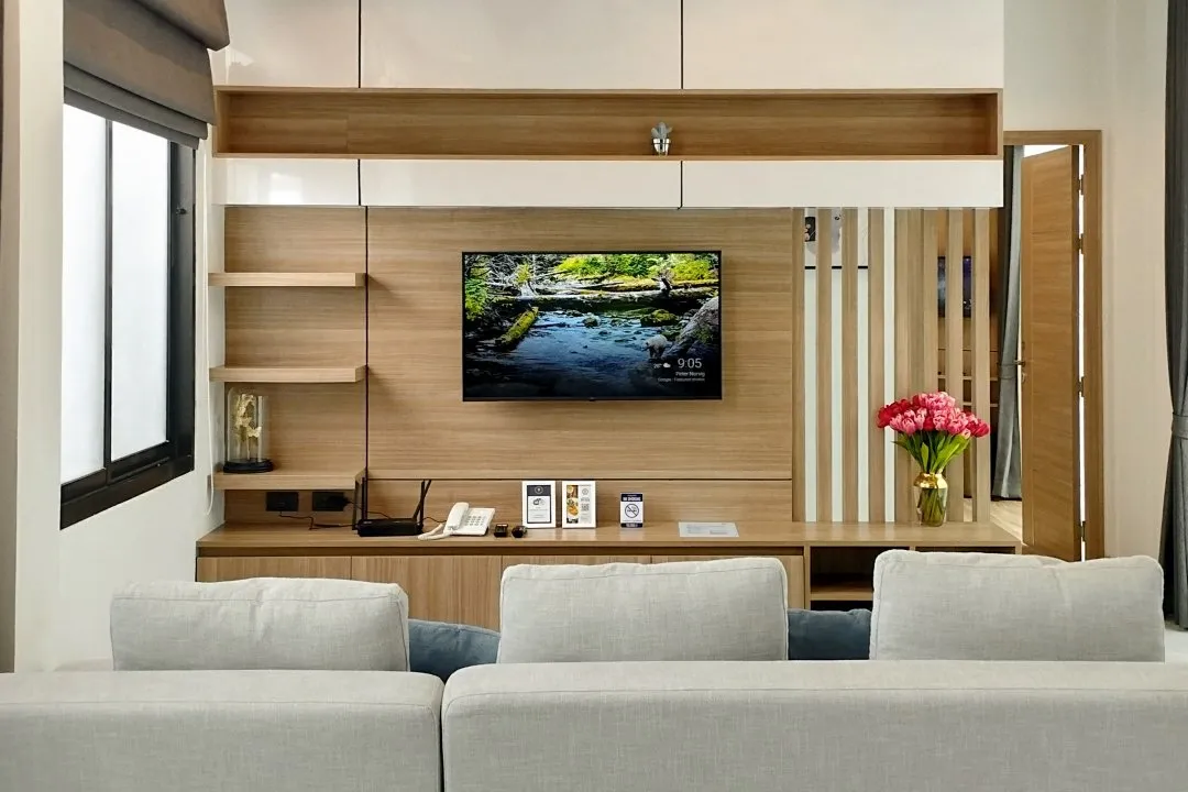 Property image - full photo 3