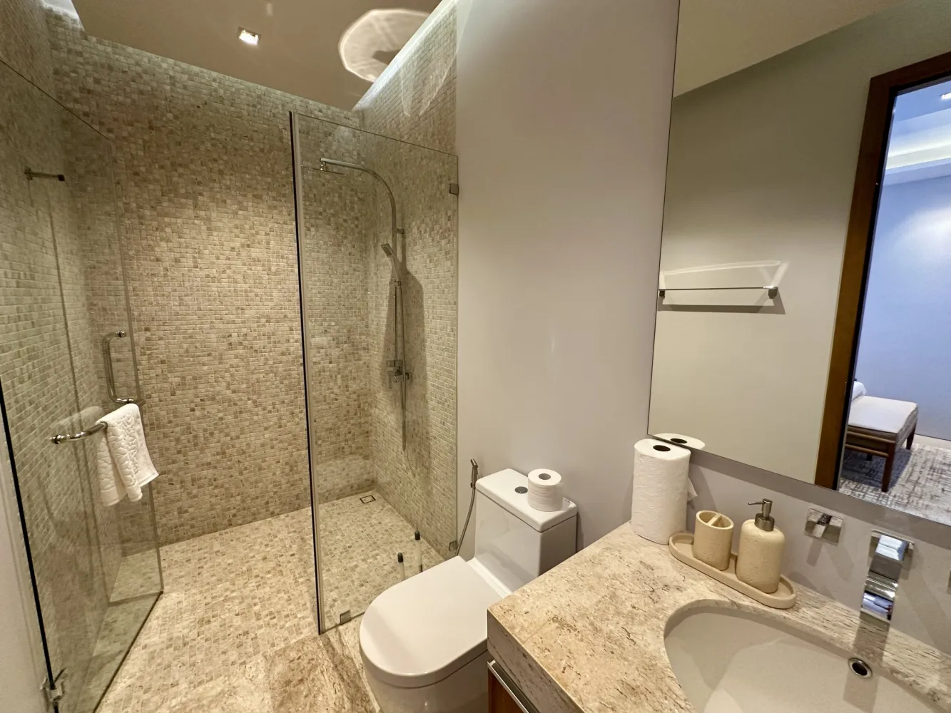 Property image - full photo 37
